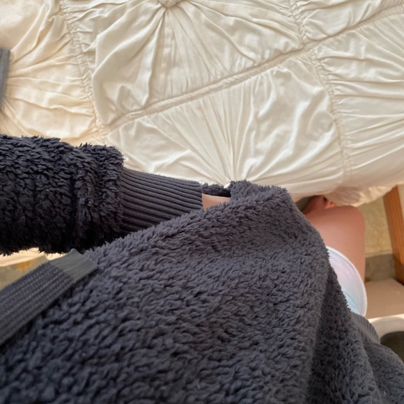 Cozy Sherpa Quarter Zip - Picture 7 of 13